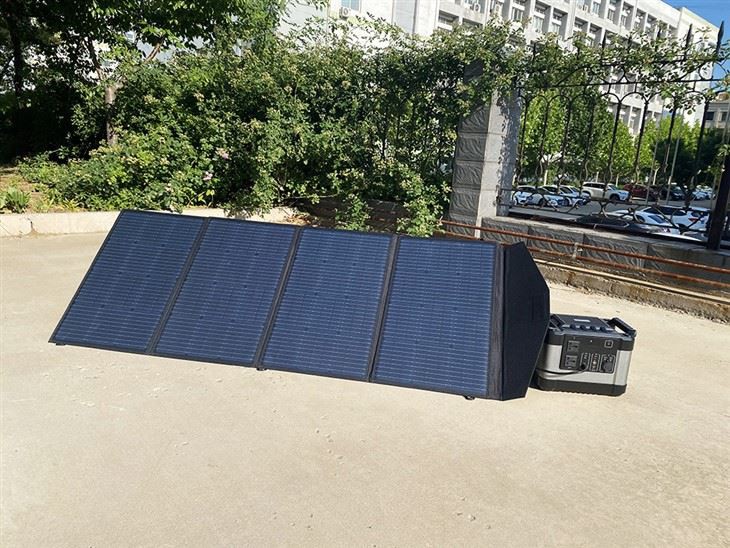 200W hordozható napelemes panel kültérihez