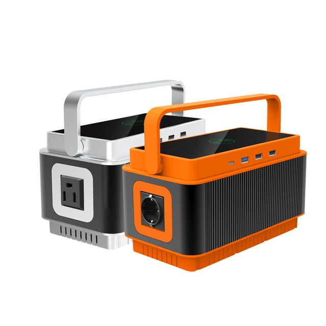 Hordozható energiaforrás a kültéri töltéshez